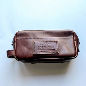 Portland Leather Deluxe Dopp Kit